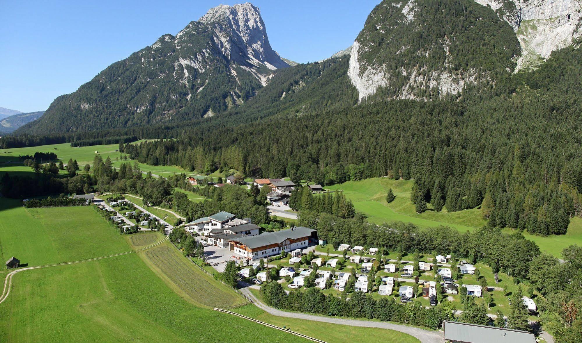 Europarcs Leutasch-Seefeld Hotel Ngoại thất bức ảnh